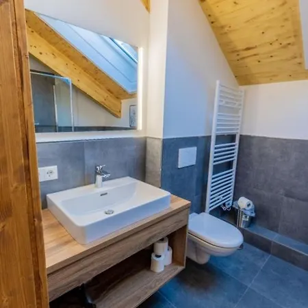 Holiday home Hillside Chalet Kreischberg *